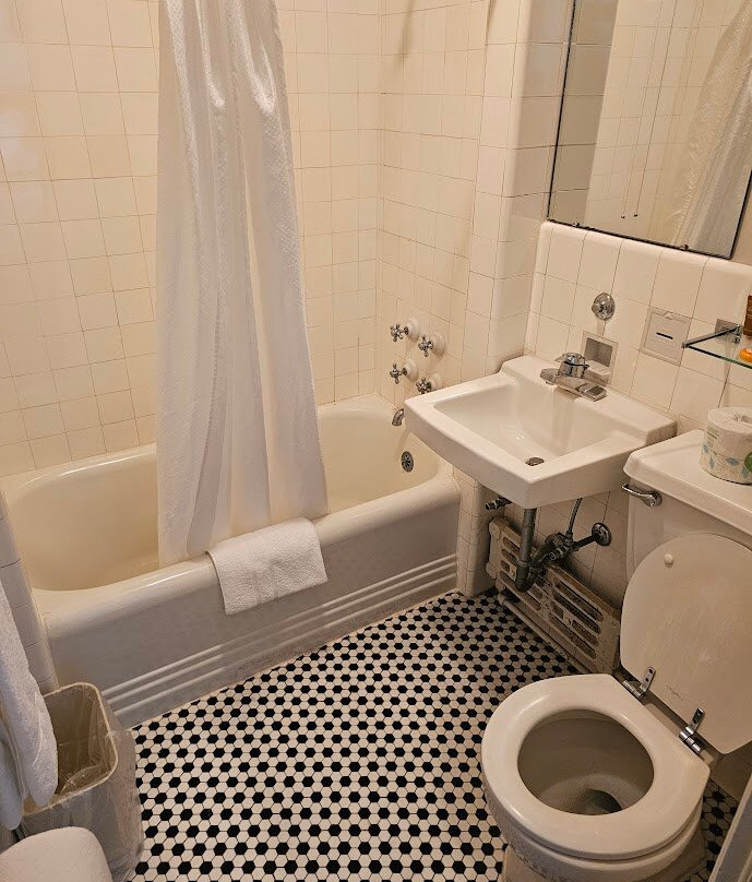 Penn Wells Hotel主图