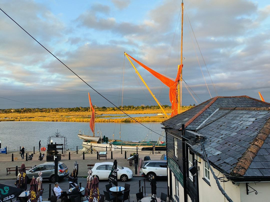 Jolly Sailor- Fish on The Quay主图