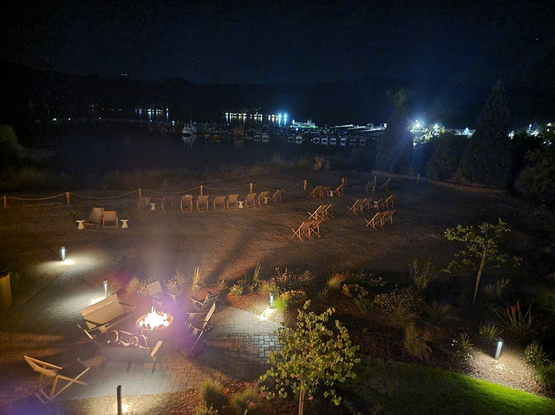 马里纳度假村主图