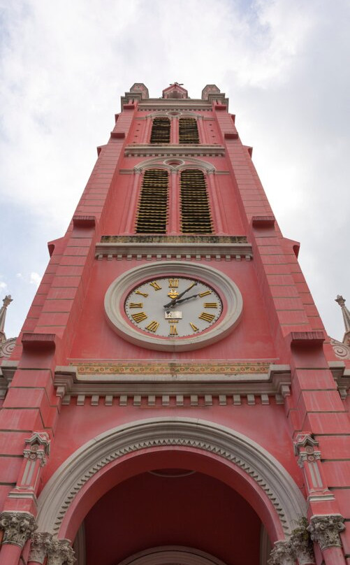 耶稣圣心堂-胡志明市必去景点