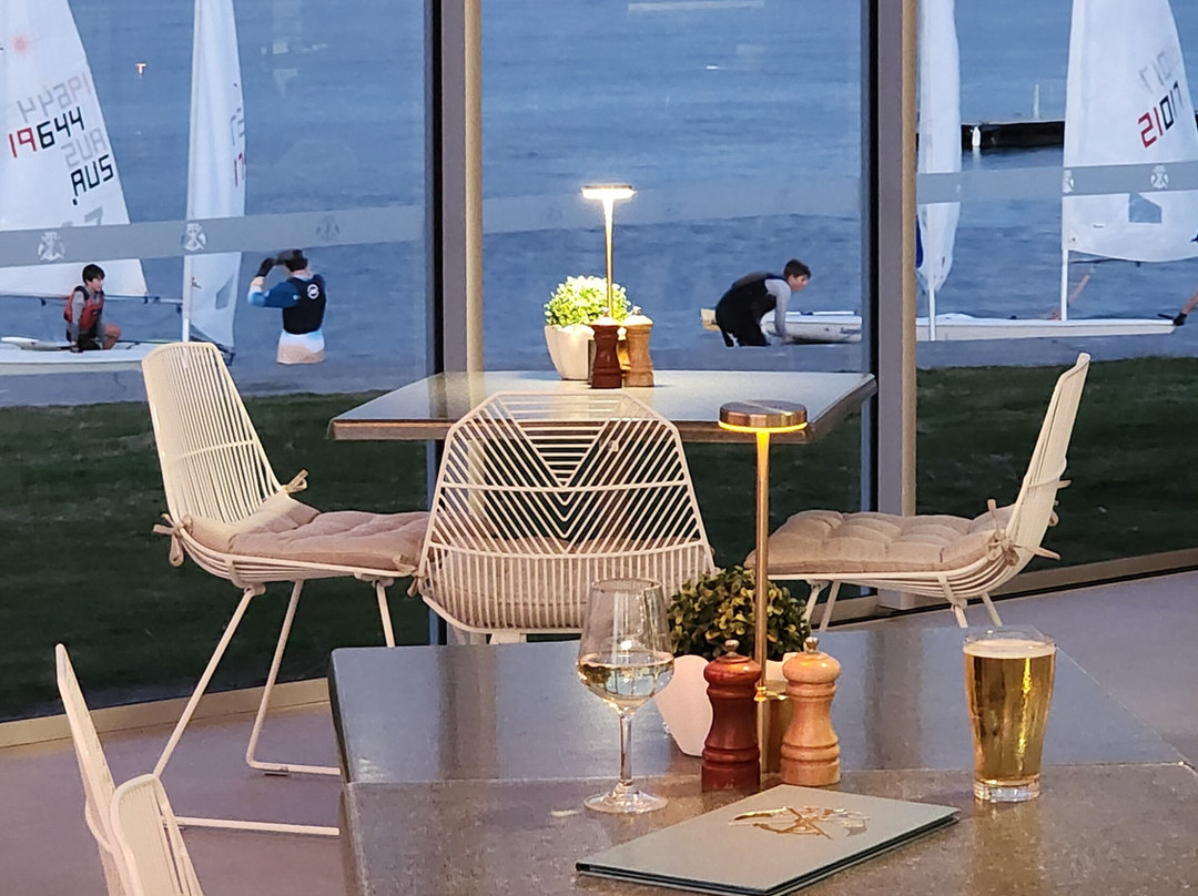 Hollywell Bar and Bistro-绍斯波特必去景点