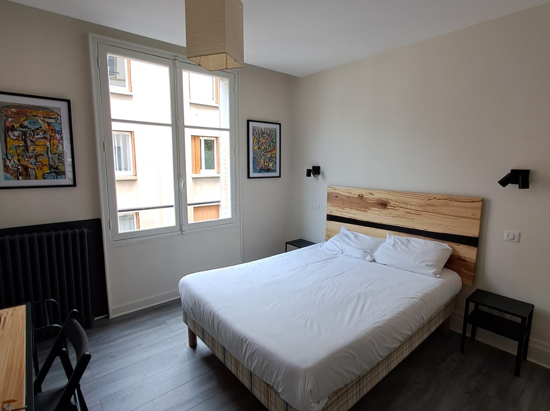 Trianon Hotel Vichy主图