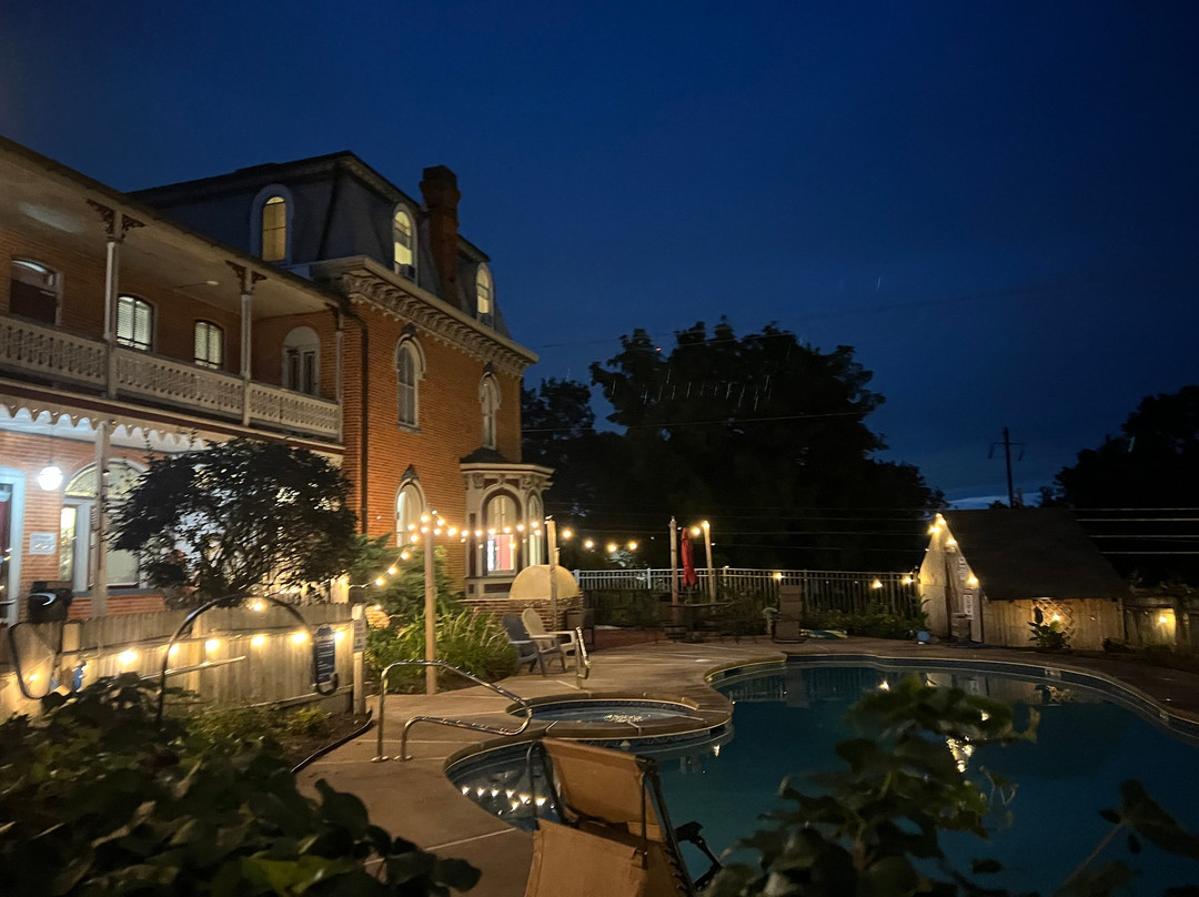 Greystone Manor Bed & Breakfast主图