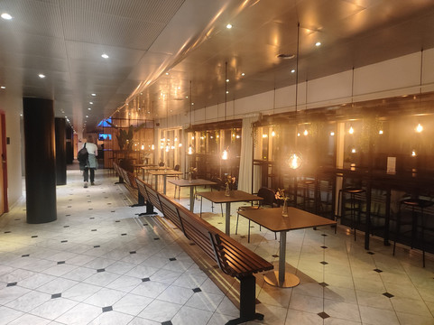 卡宾城市酒店主图