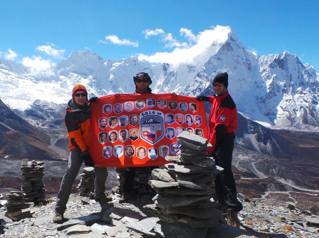 Everest Himalaya Treks-加德满都必去景点