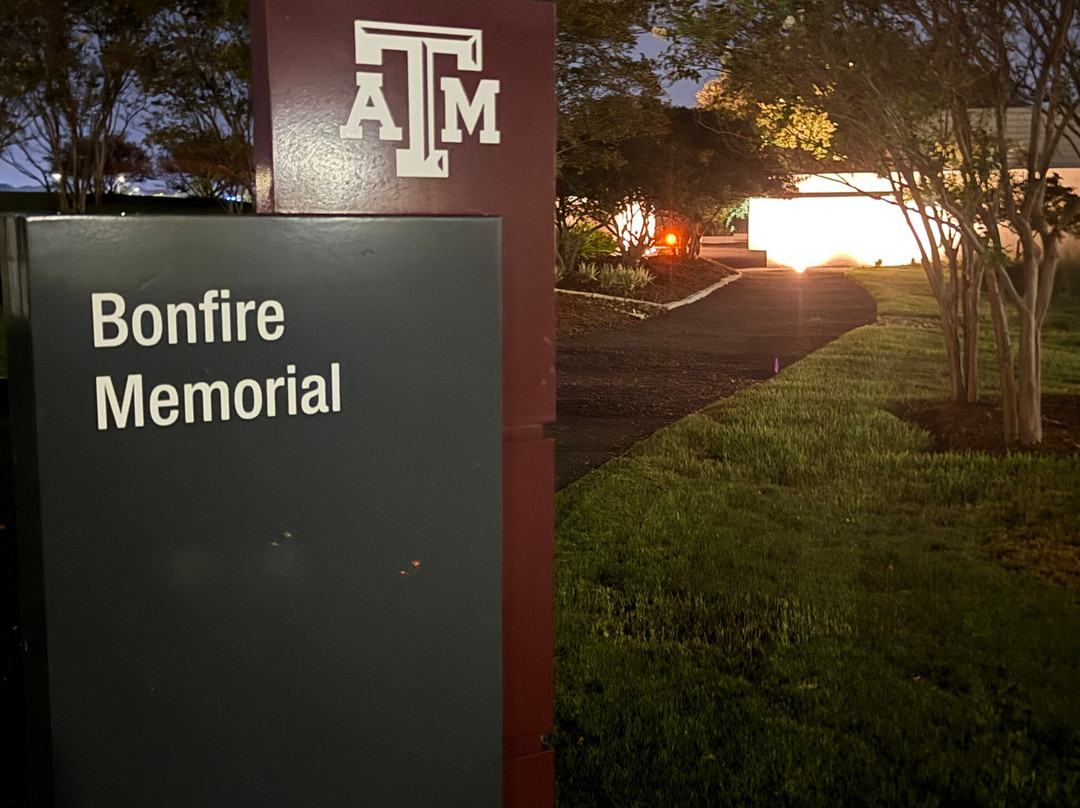 Bonfire Memorial-大学城必去景点