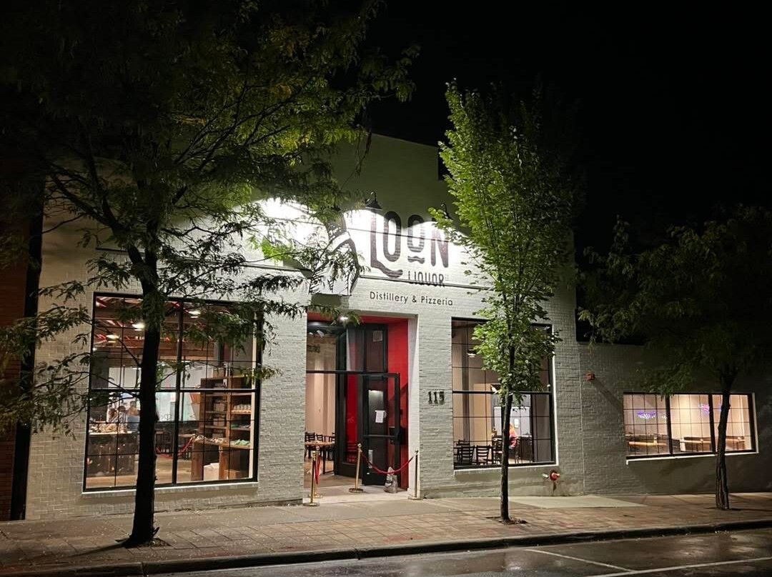 Loon Liquors Distillery & Pizzeria-诺斯菲尔德必去景点