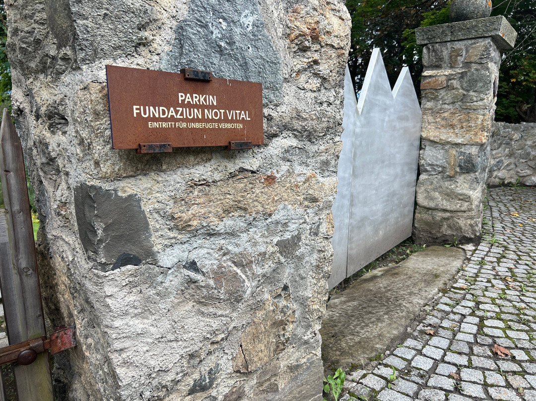 Not Vital + Parkin Sent-Sent必去景点