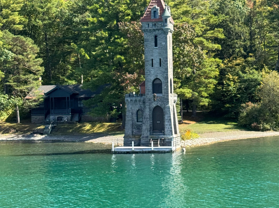 Lake Front Hotel主图