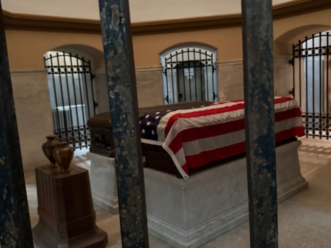 湖景公墓-克利夫兰必去景点