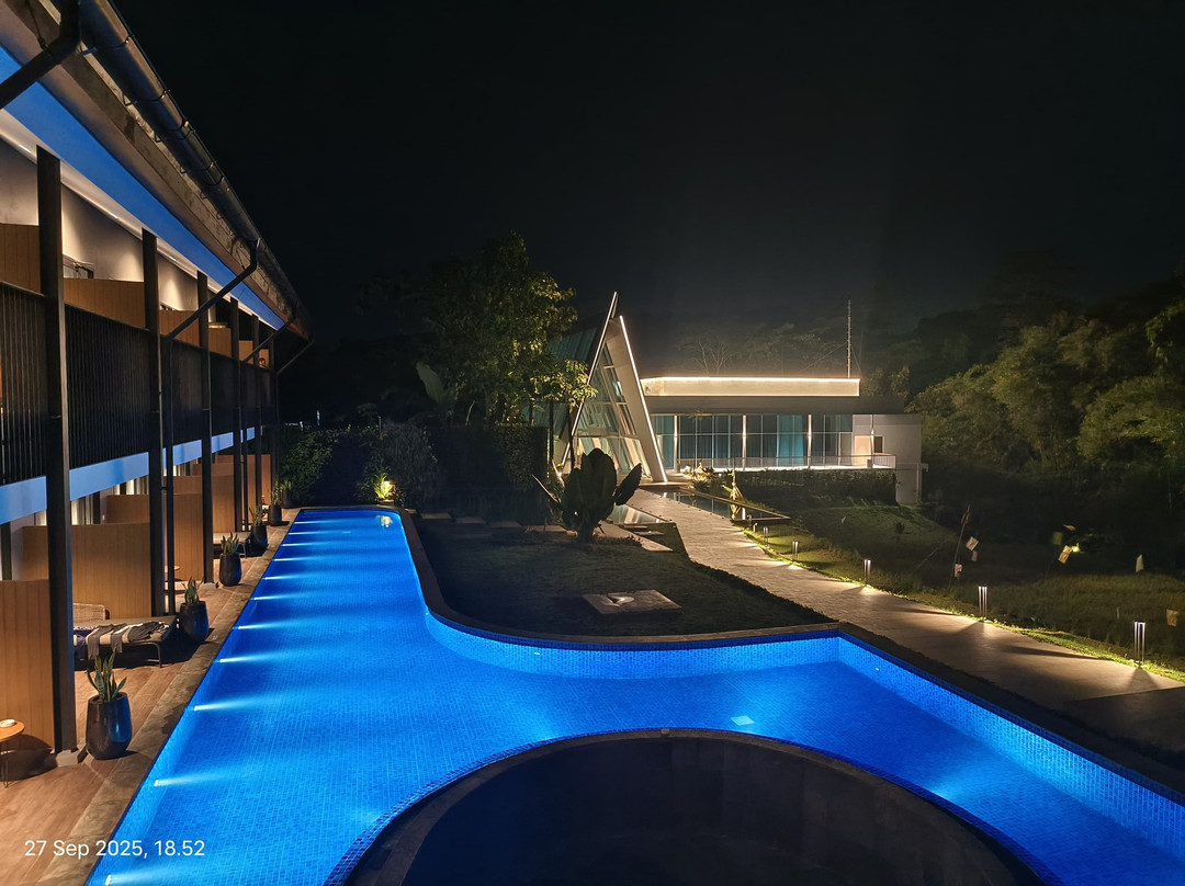 Hotel Santika Premiere Hills Resort Cibadak - Sukabumi