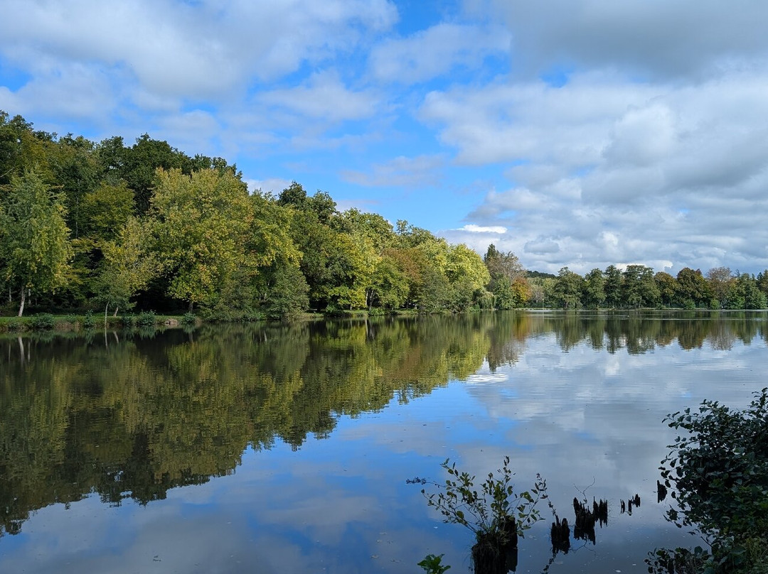 Base de loisirs des lacs de la Folie-孔特勒克塞维尔必去景点