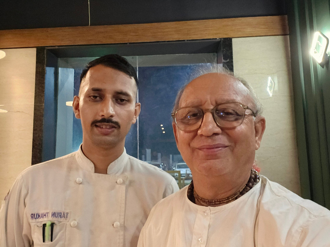 Max Hotels Prayagraj主图