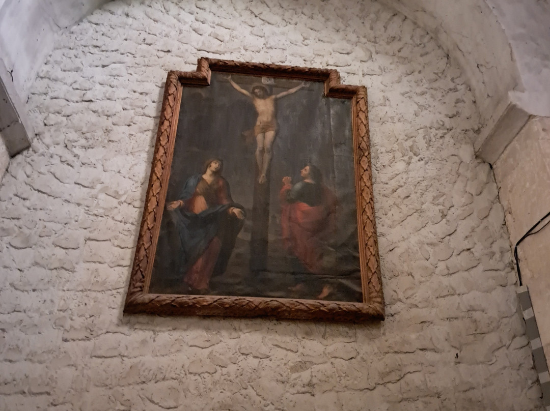 Eglise Notre-Dame Et Saint-Veran-泉水小镇必去景点
