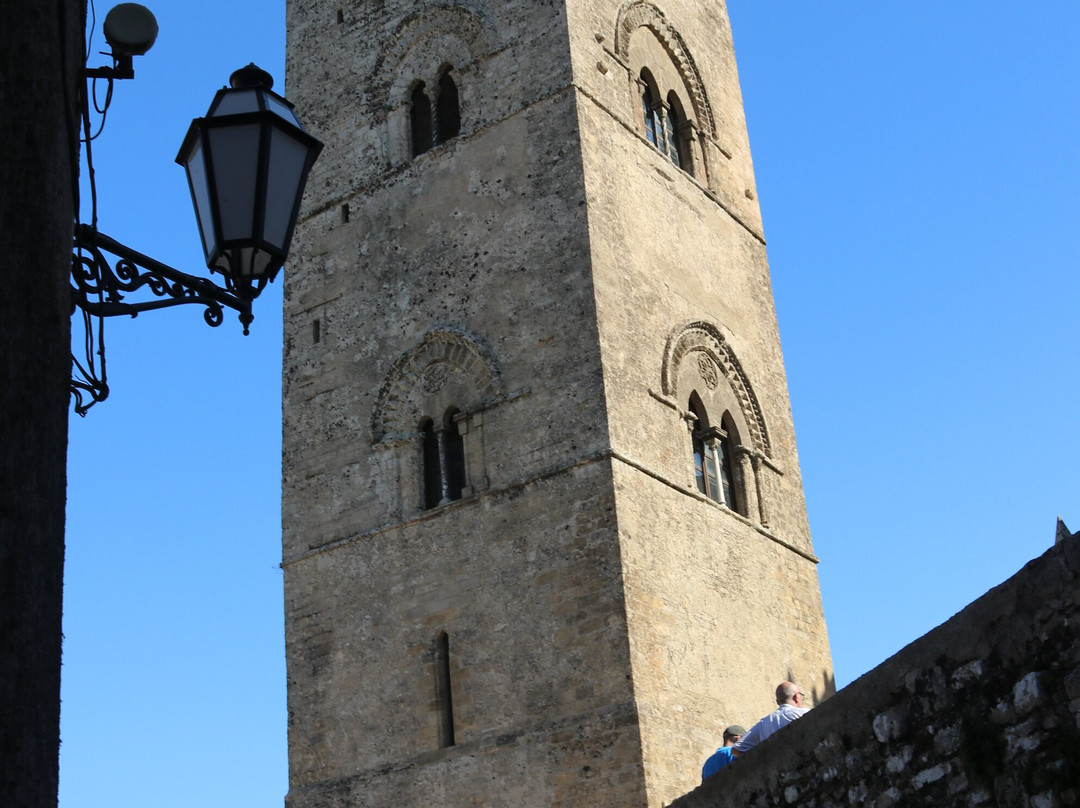 Torre di Re Federico-埃里切必去景点