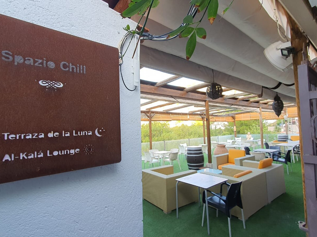 Hostal Avenjucar主图