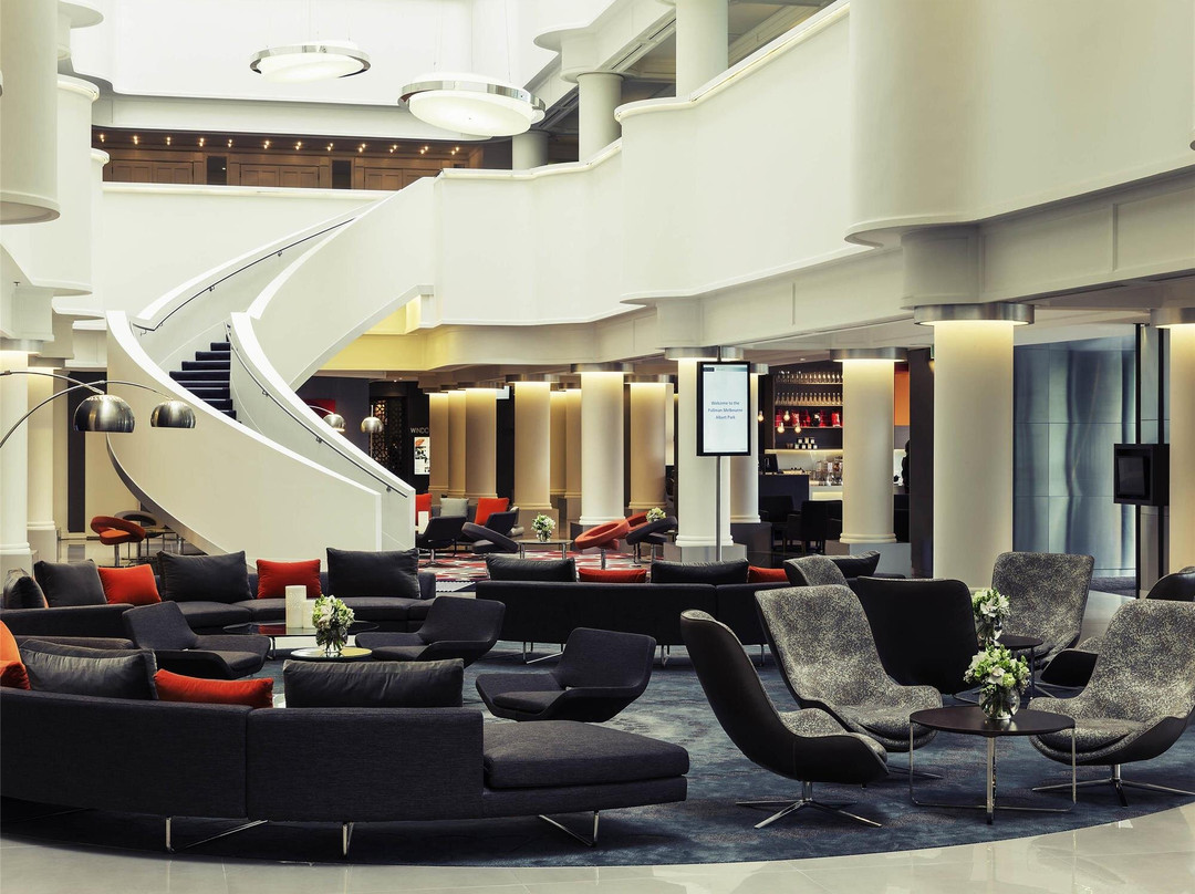 墨尔本艾尔伯特公园美居酒店主图