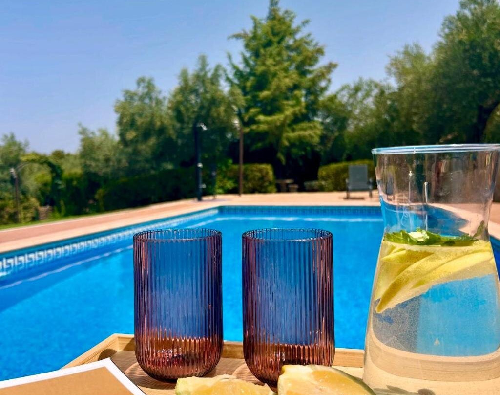 Lenta Suites