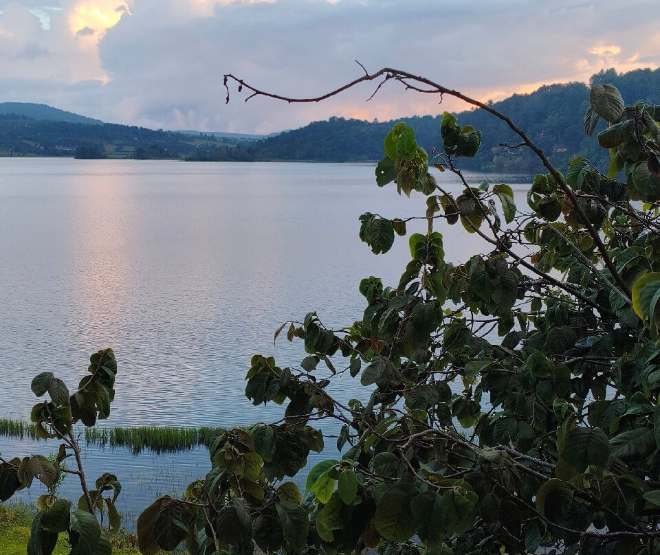 Lake Zirahuen-Santa Clara del Cobre必去景点