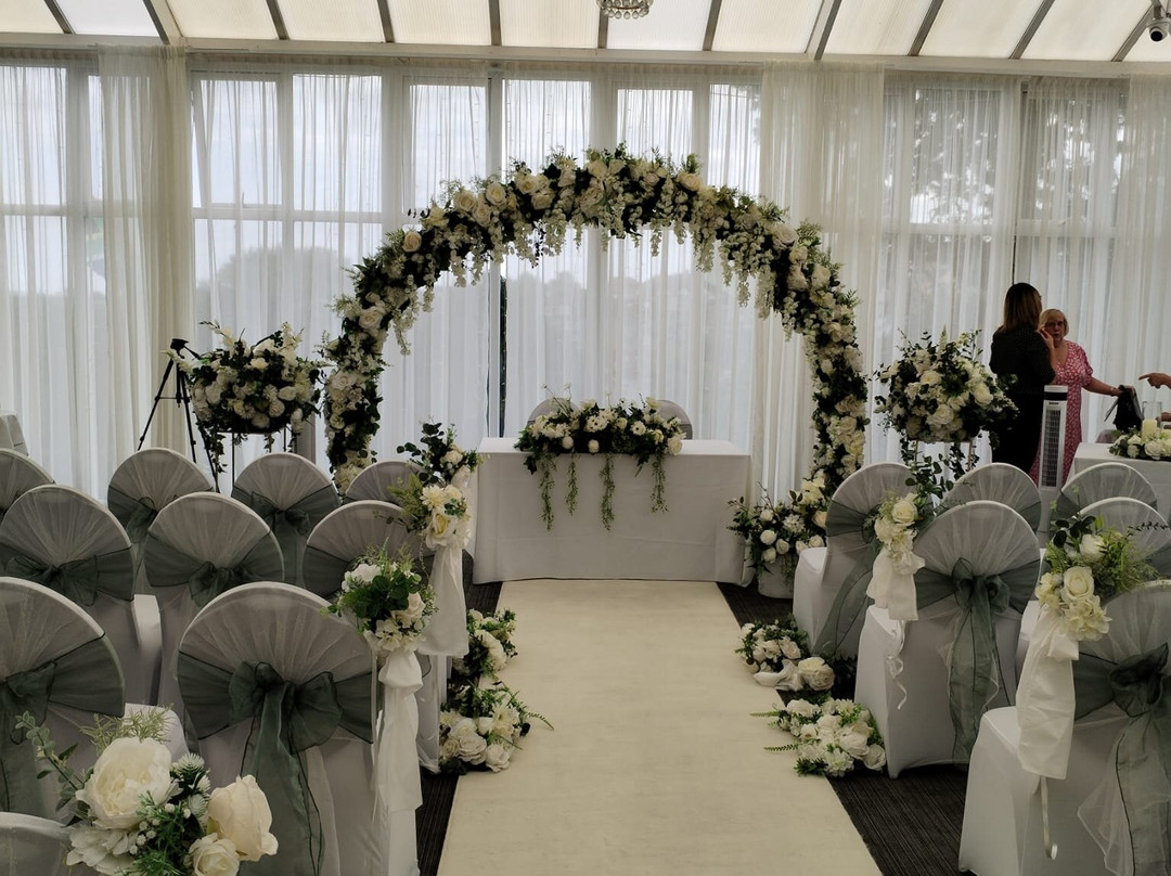 最佳西方外交官酒店主图