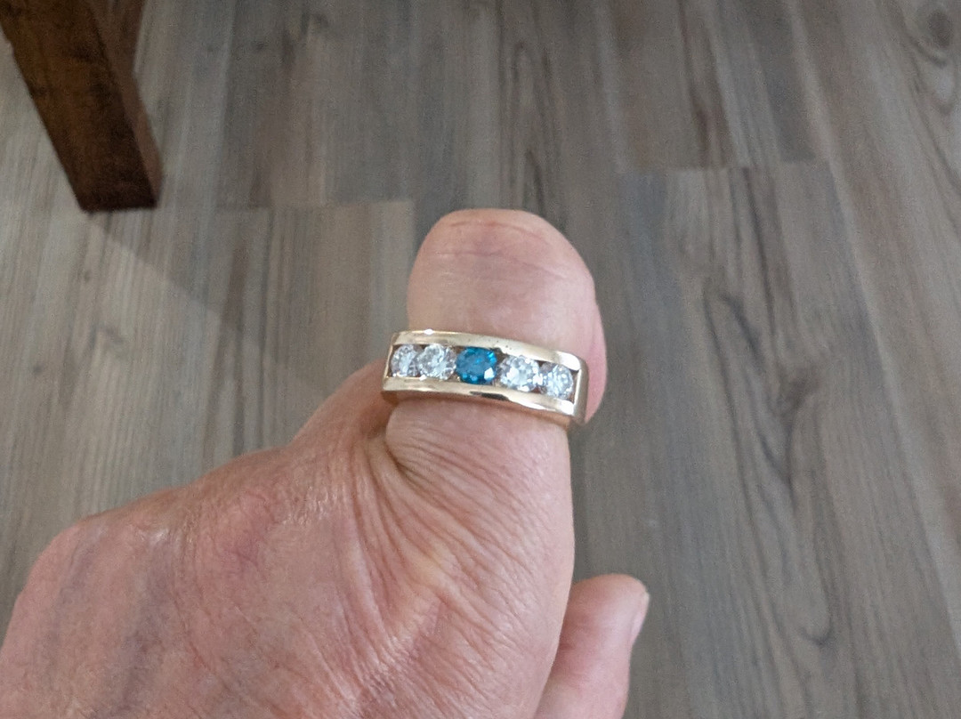 Majesty Jewelers-菲利普斯堡必去景点