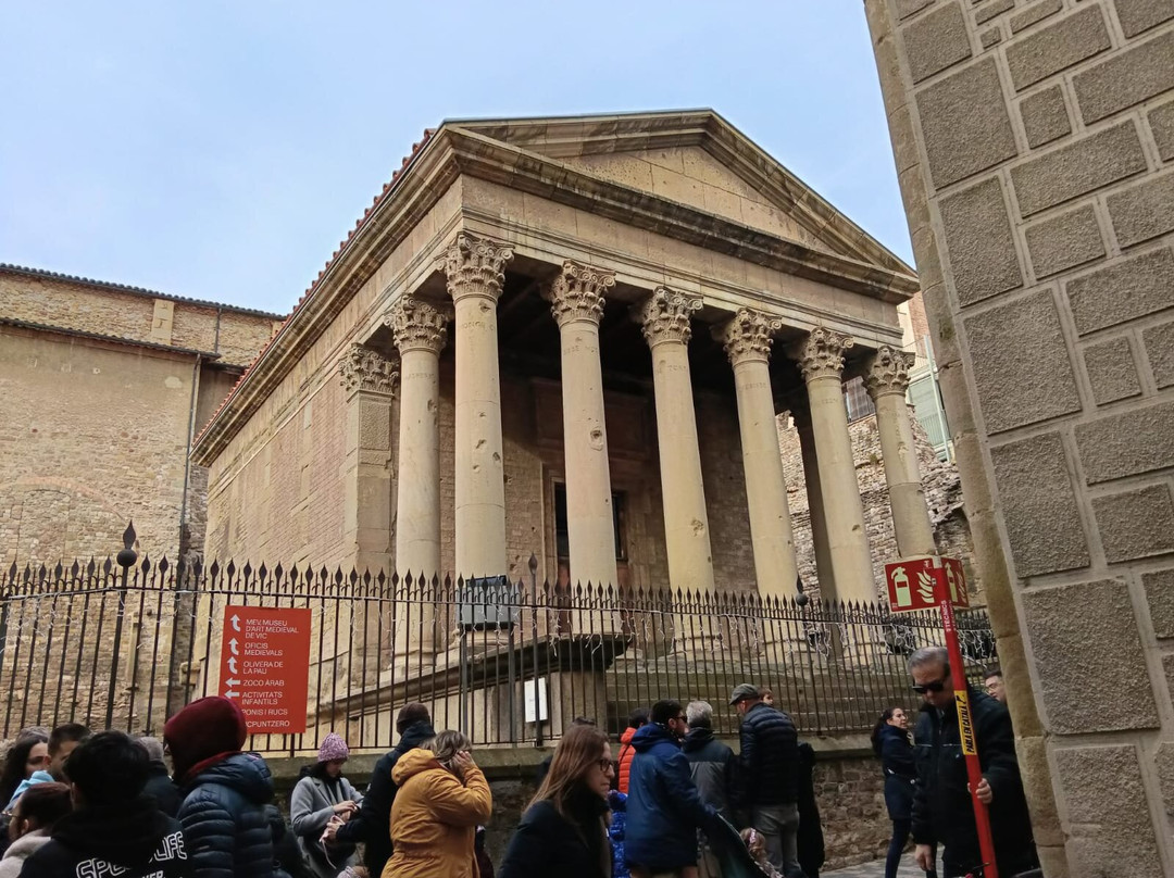 Templo Romano de Vic-维克必去景点