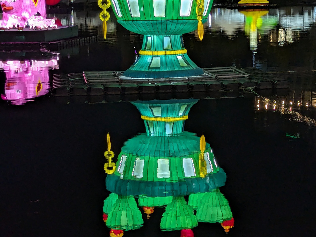 Jinju Namgang Yudeung Festival-晋州市必去景点