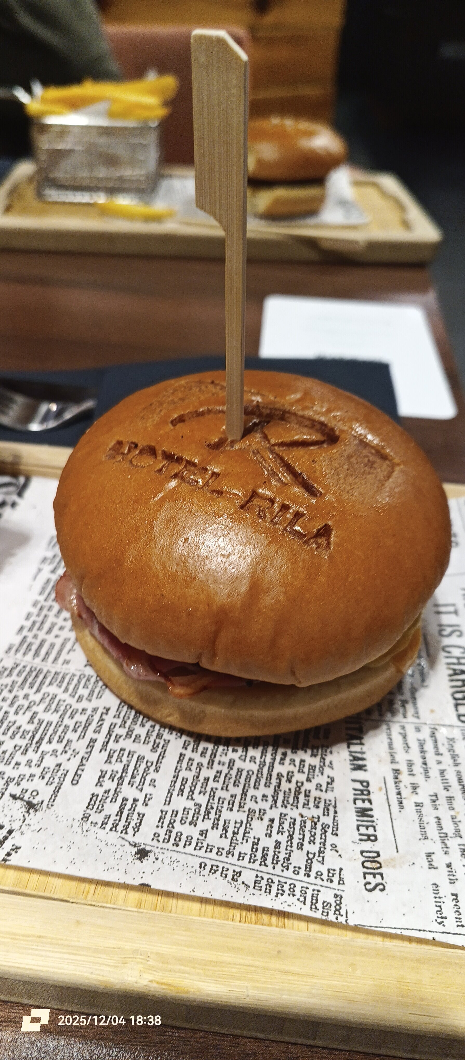 里拉博罗韦茨酒店-官方