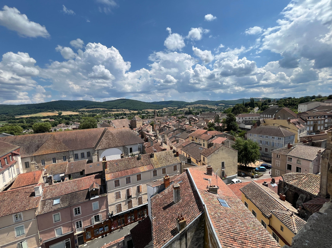 Tour des Fromages-Cluny必去景点