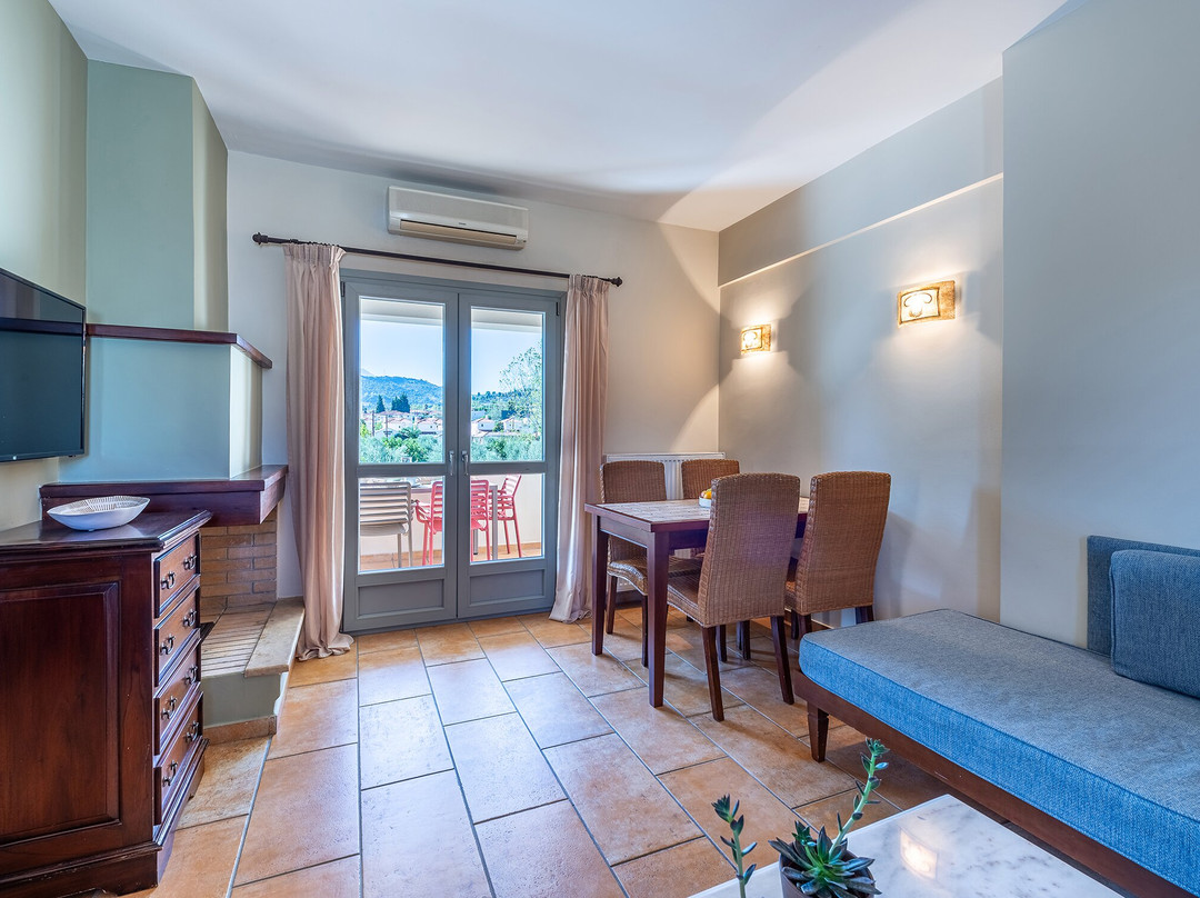 华美伦式公寓酒店主图