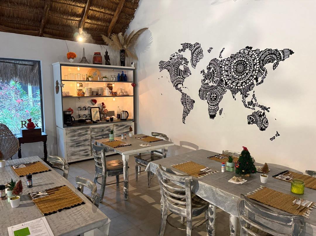 Maya Eco Village主图