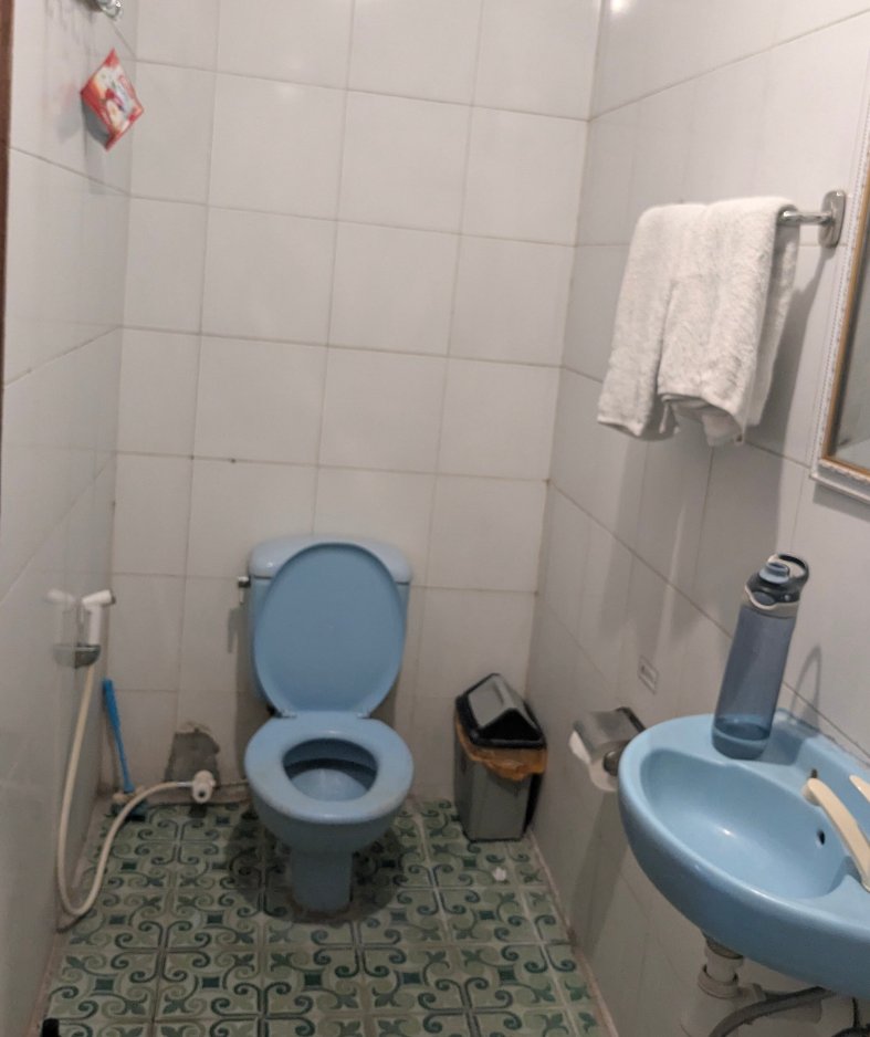 Zahira Guesthouse-浴室