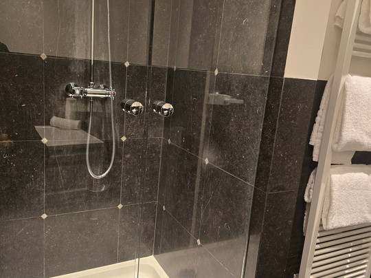 普林森霍夫酒店主图