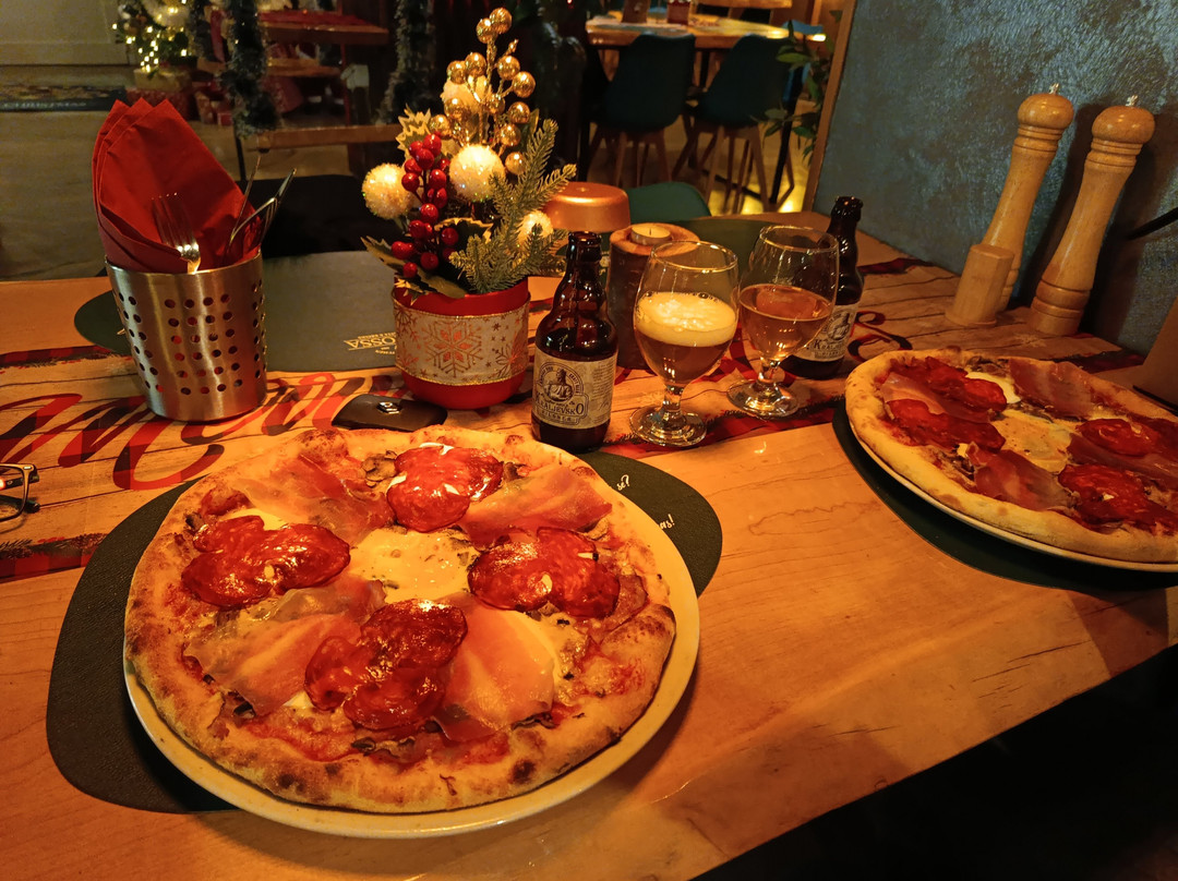 pizzeria and spaghetteria La Rossa