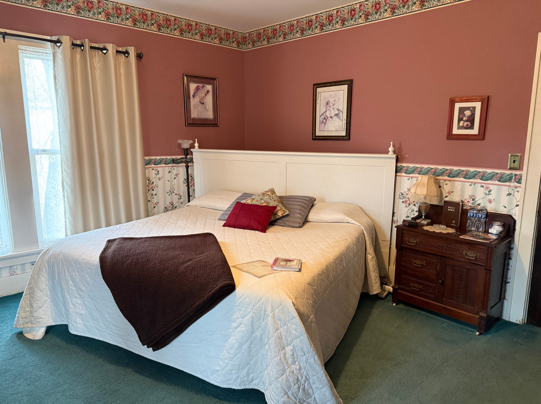 Abilene's Victorian Inn Bed & Breakfast主图