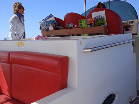 Opera 60 Luxury Charters-奥德杰海岸必去景点