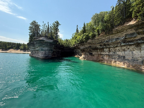 Pictured Rocks Cruises-缪尼辛必去景点