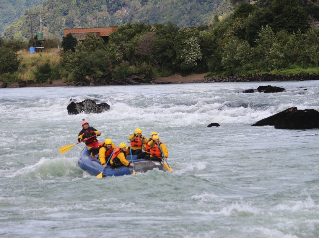 Aoni Rafting Patagonia-Coyhaique必去景点
