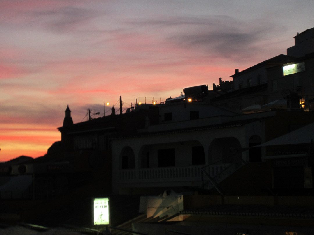 卡武埃鲁广场酒店主图