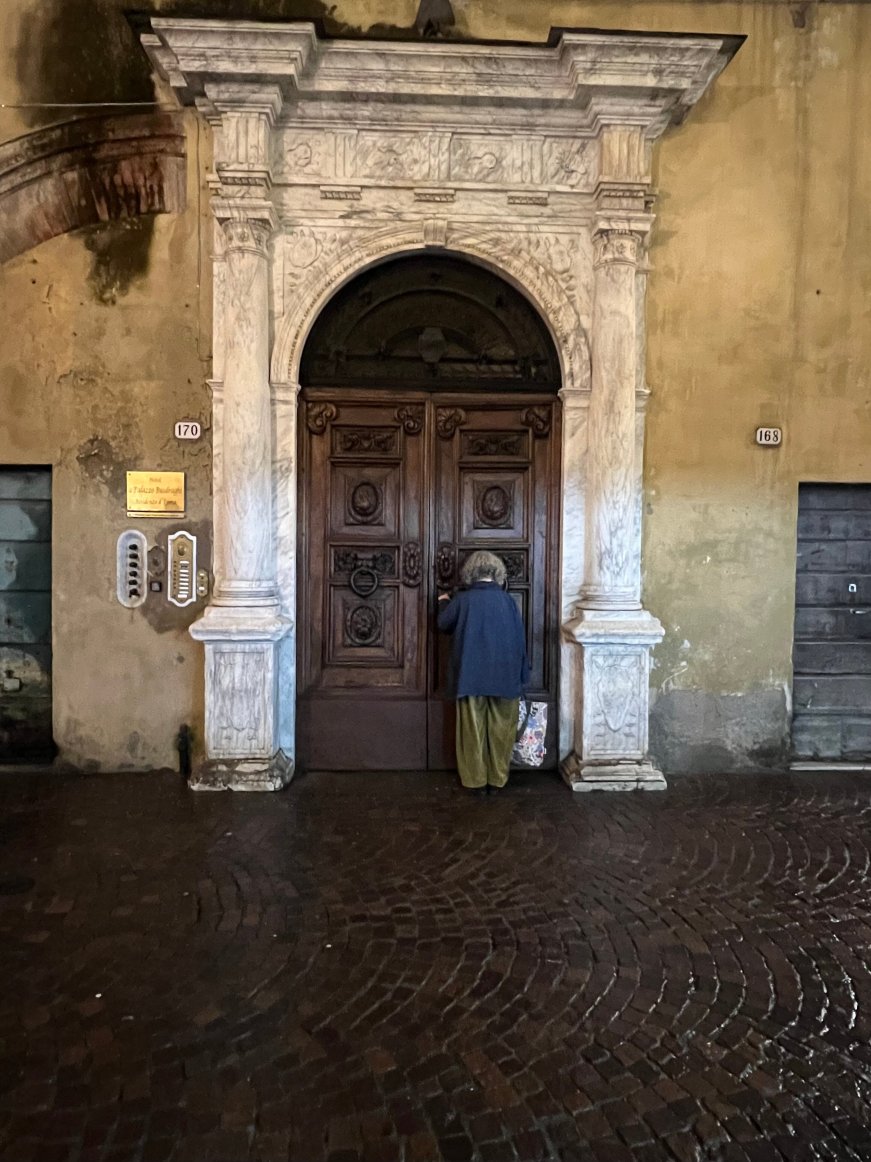 布斯德拉齐德伊柏卡广场酒店-官方