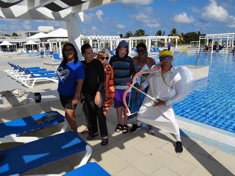 Melia Costa Rey-官方