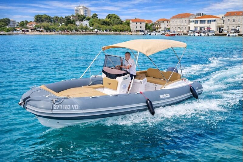 Rent a boat " Ane" Tisno-Tisno必去景点