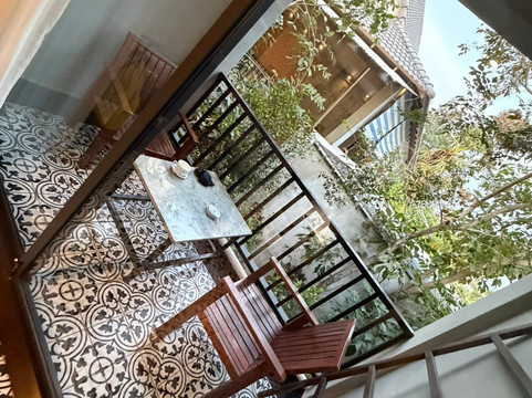 贡布甜酒店主图