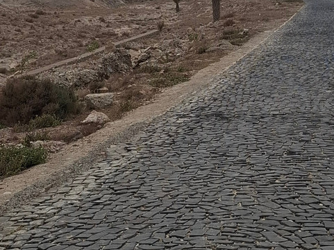 SolaCyberTours-萨尔雷必去景点