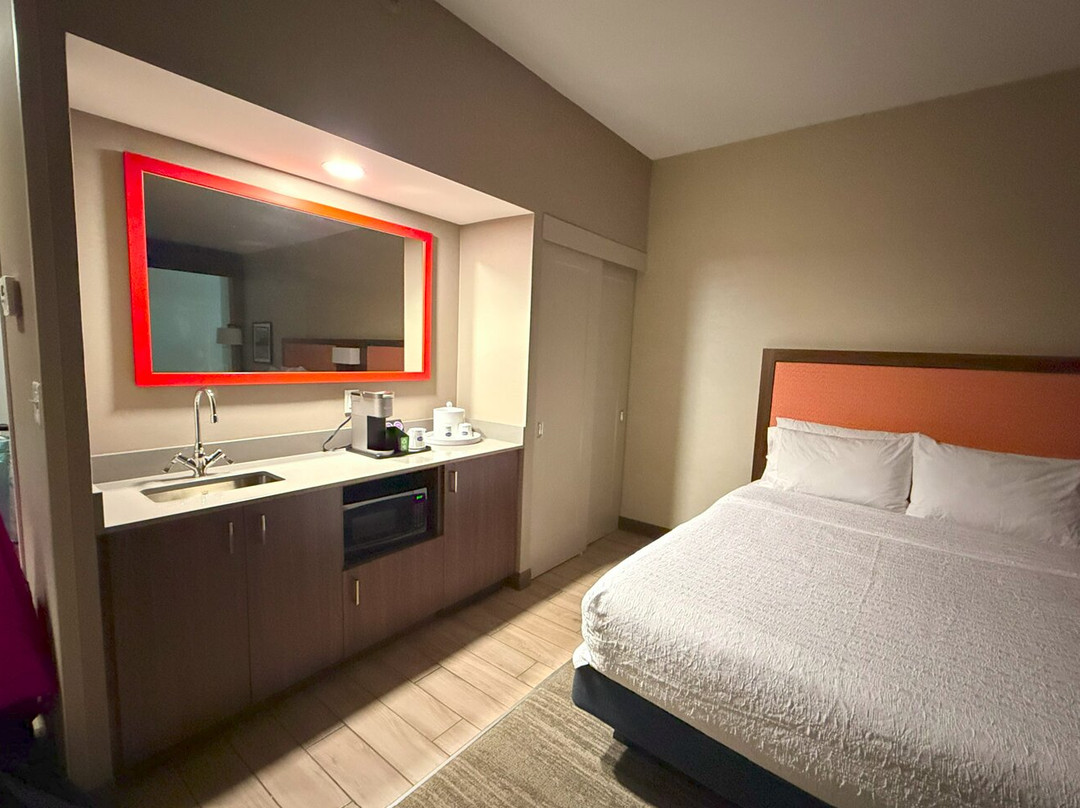 渥太华希尔顿欢朋酒店主图