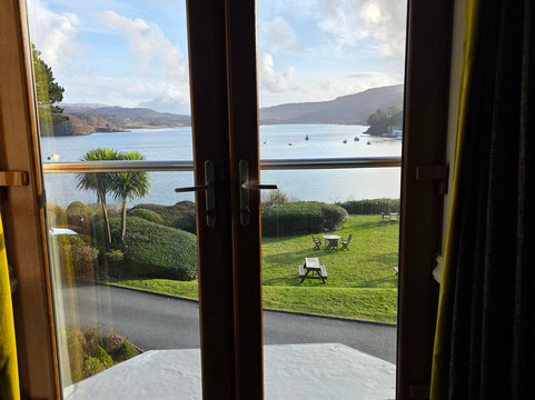 翠廉山酒店主图