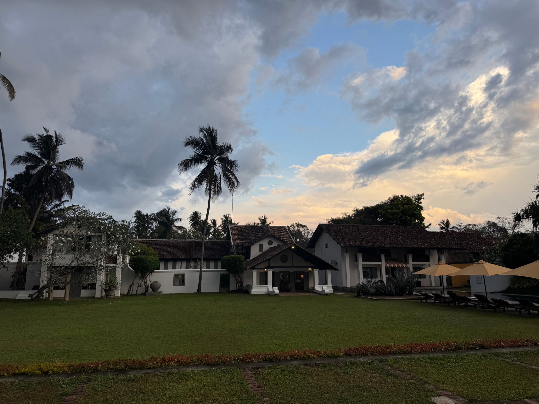 KK系列本托塔别墅酒店-官方