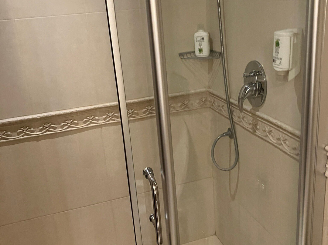 奥弗尔酒店主图