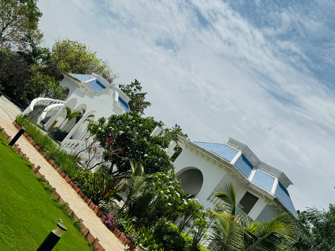 塔吉甘地尼格尔度假村&温泉主图