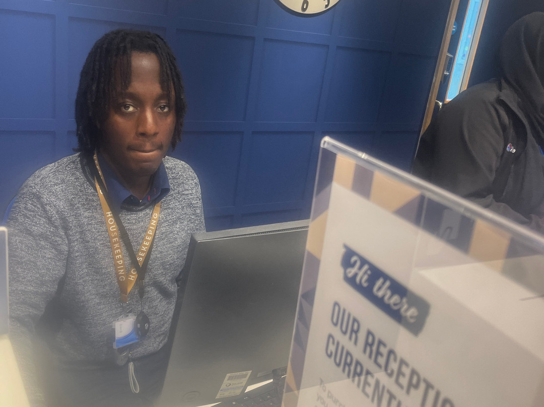 宜必思快捷伦敦布罗姆利中心酒店主图